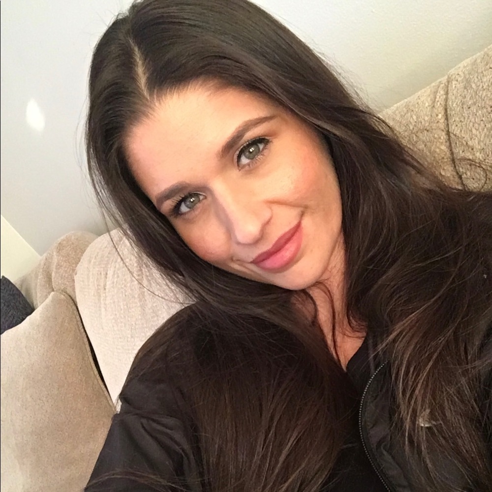 Meet your Posher, Traecy